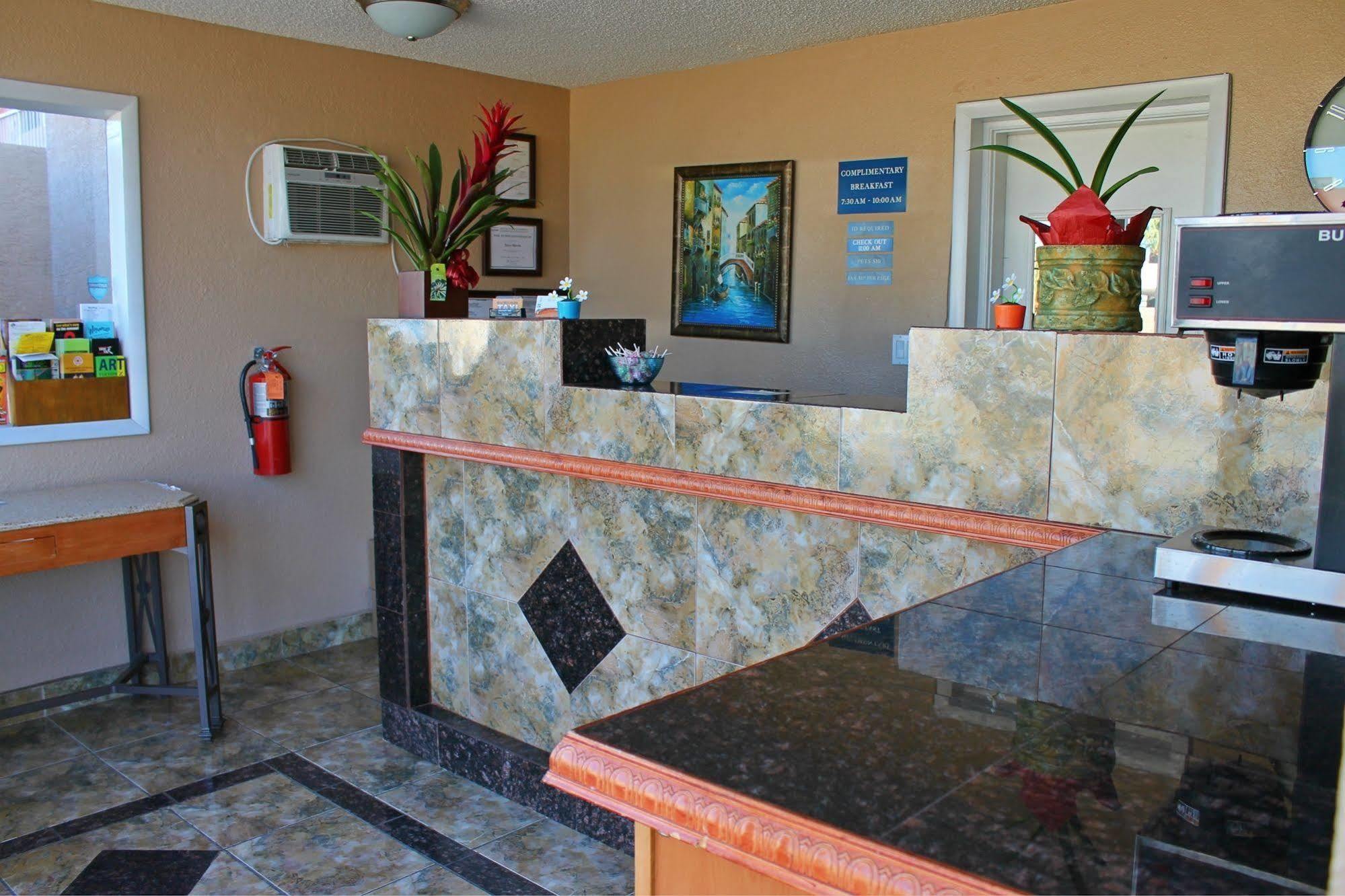 Stone Inn Extended Stay U Of A Tucson Exteriör bild